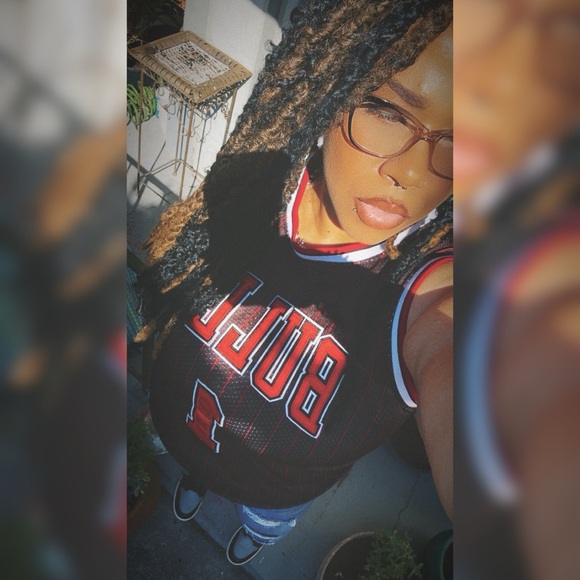 Meet your Posher, Cassie - Picture 2 of 5